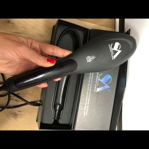 SA straightener ceramic brush platinum collection